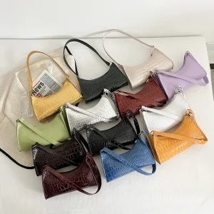 Fashion-Exquisite-Shopping-Bag-Retro-Casual-Totes-Shoulder-Bags-Female-Pu-Leather-Solid-Color-Chain-Handbags-1