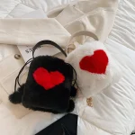 Heart-Plush-Tote-Bags-Chain-Furry-Luxury-Designer-Hand-Bag-For-Women-2021-New-Soft-Fluffy-4