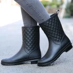Plaid-Casual-Women-Boots-New-Rain-Shoes-Fashion-Mid-Calf-Rain-Boots-Water-Shoes-Woman-Slip-4